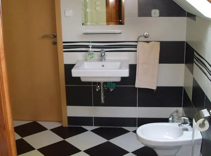 Apartment Anonim *